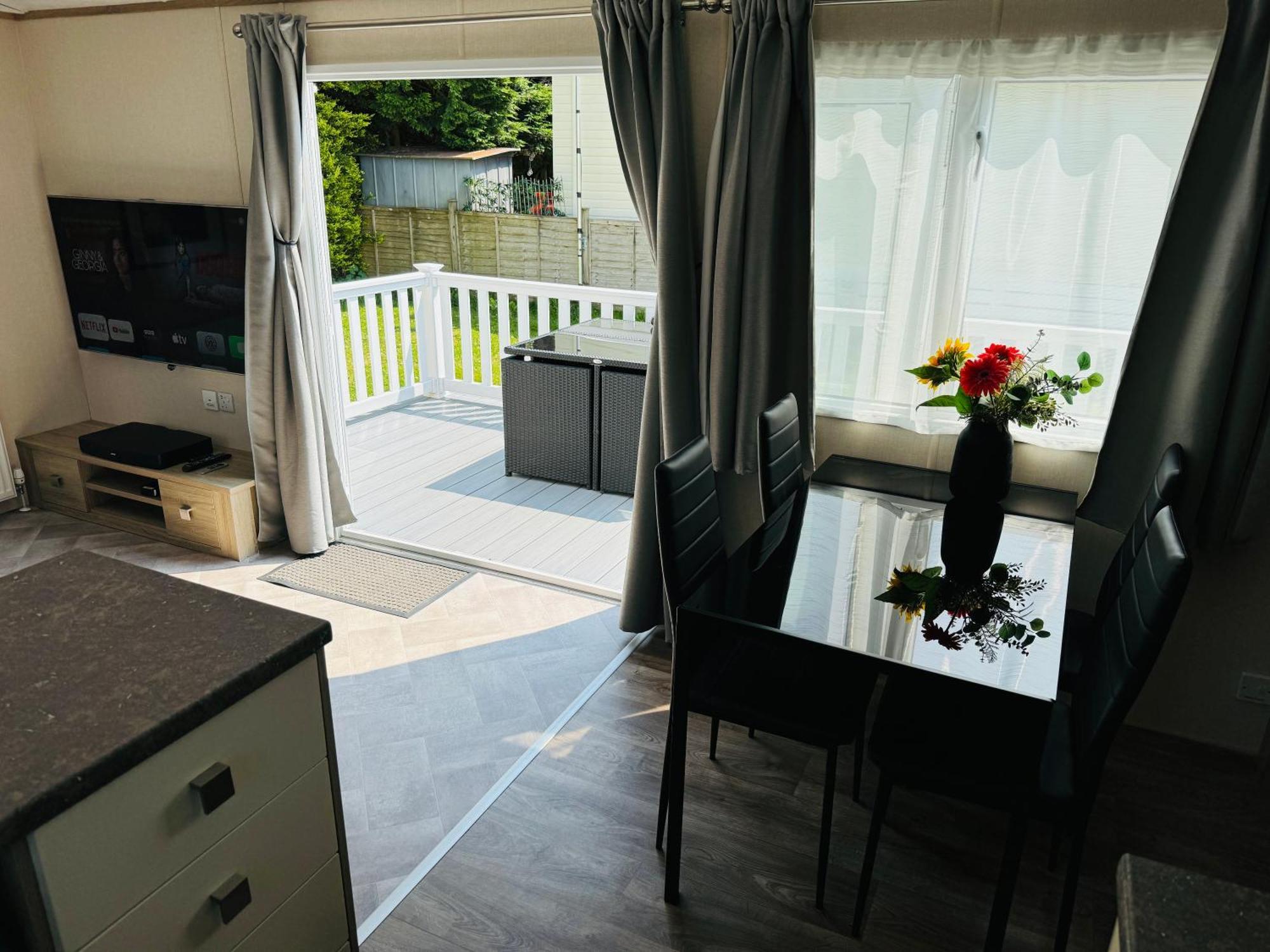 Rosa - Bournemouth Holiday Home 温伯恩大教堂 外观 照片